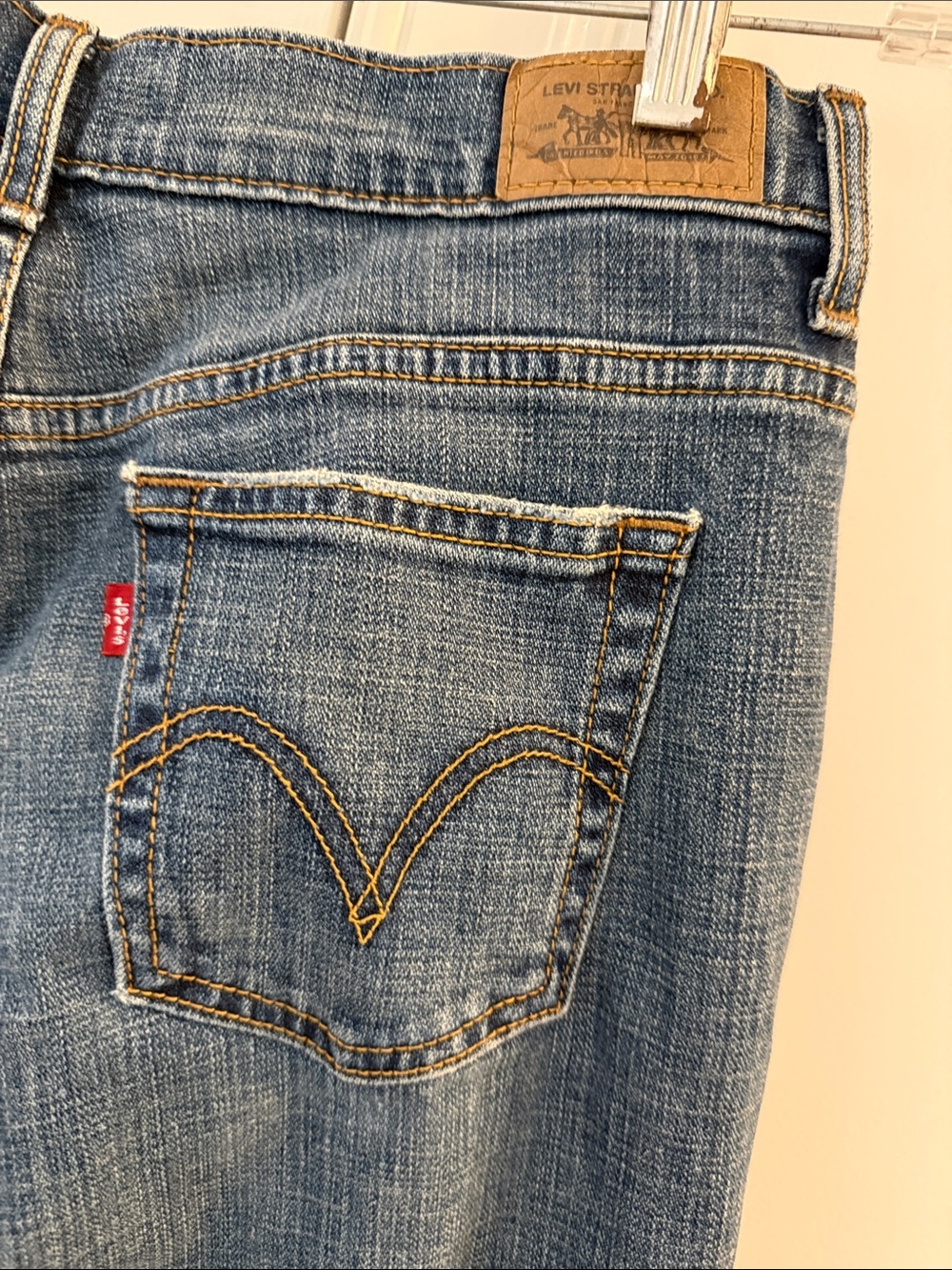 Vintage Levi's Women's Boot Cut Jeans in Medium Blue Wash
